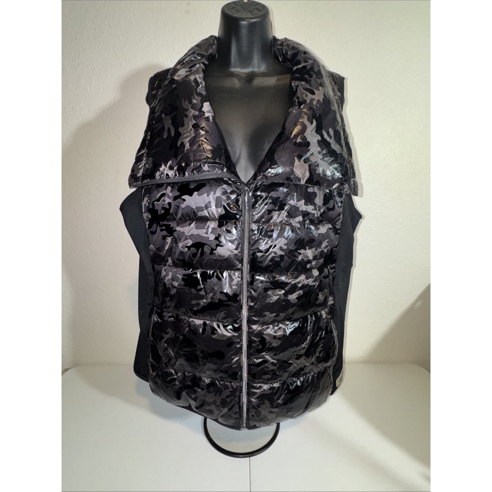 Calvin‎ Klein Women's Black Camo Puffer Vest Plus Size 1X  CK Sleeveless Jacket